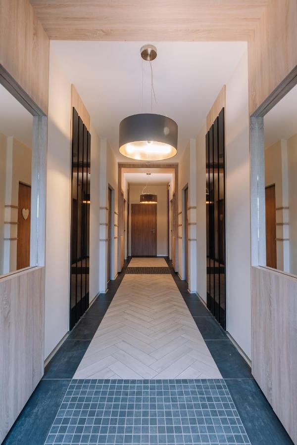 Vadvirag Panzio Hotel Ágfalva Buitenkant foto