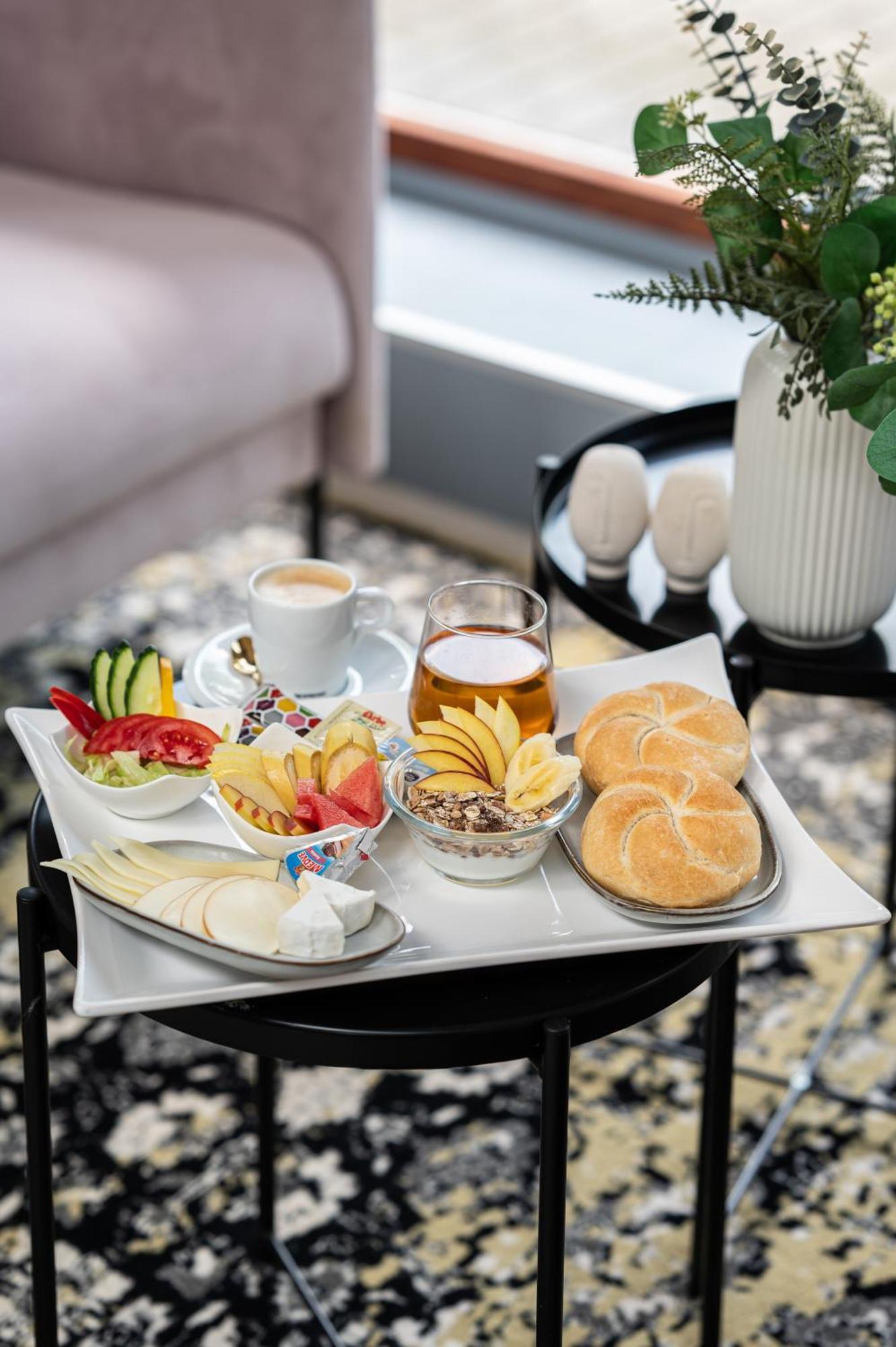 Vadvirag Panzio Hotel Ágfalva Buitenkant foto